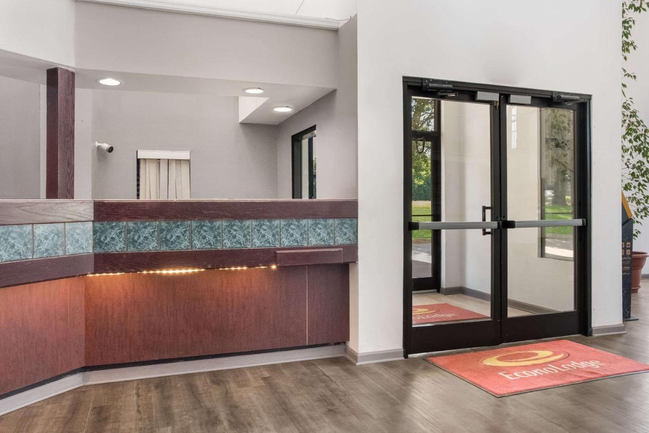 Econo Lodge Lakeland Экстерьер фото