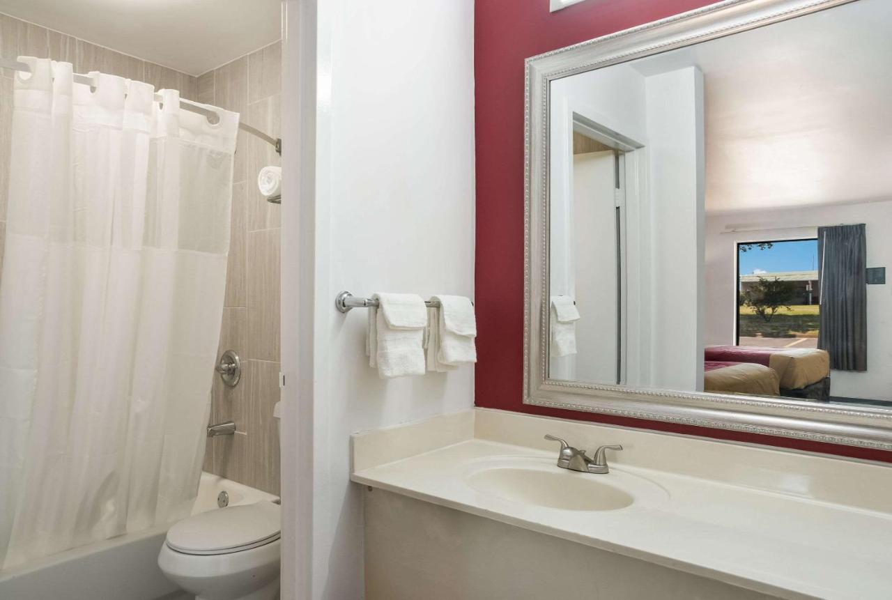 Econo Lodge Lakeland Экстерьер фото